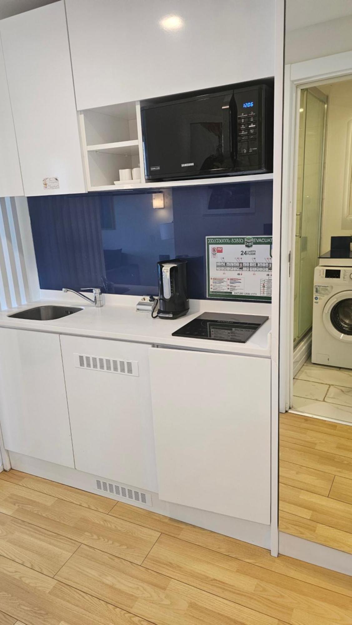 Orbi City Best Apartments Batumi Luaran gambar