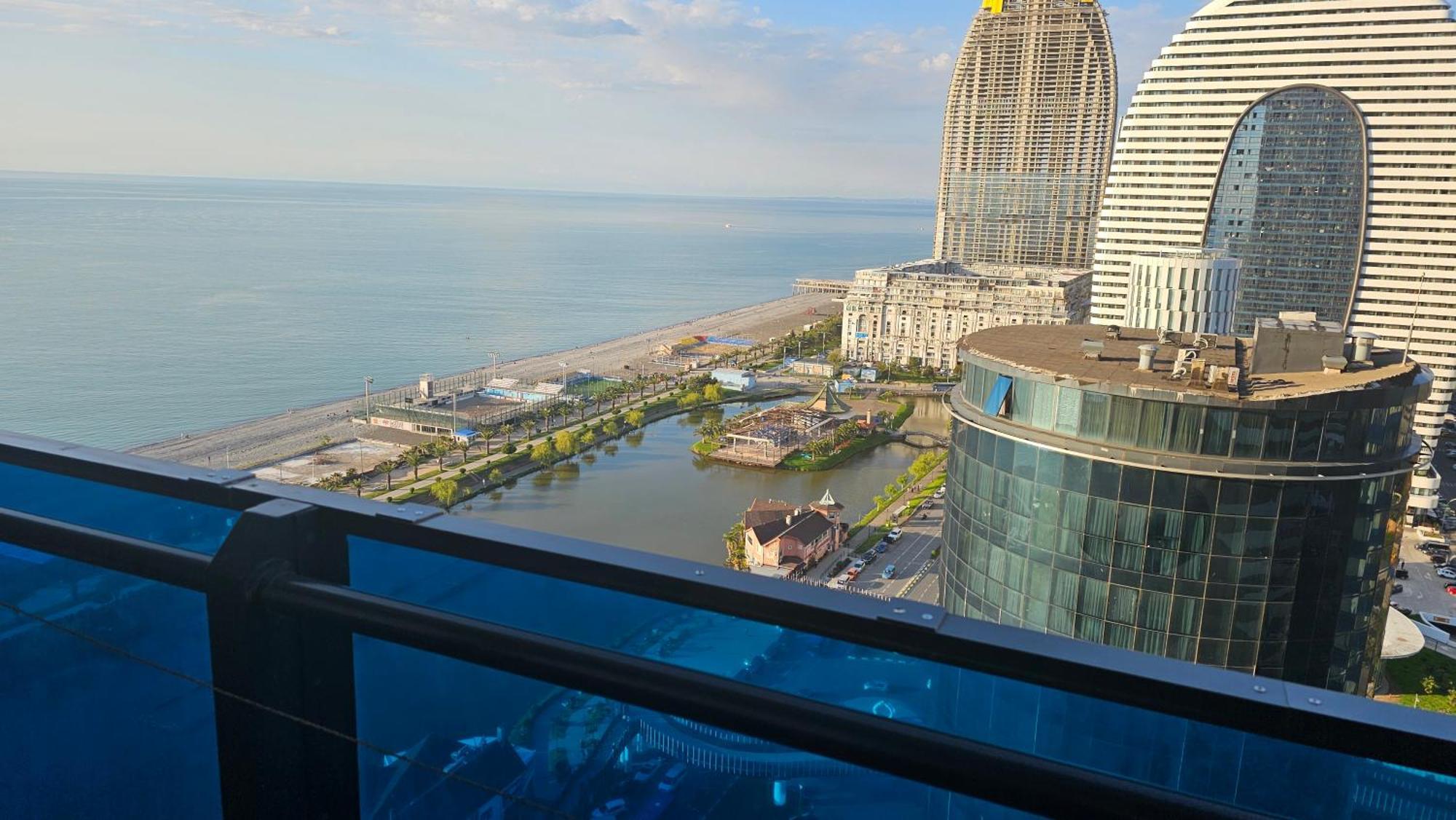 Orbi City Best Apartments Batumi Luaran gambar
